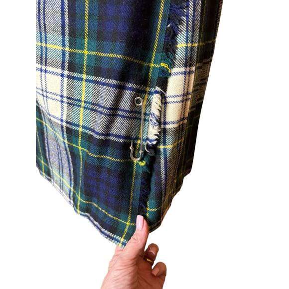 Vintage Clan Laird 100% Wool Kilt Skirt Made in Scotland Tartan Green Blue - Picture 7 of 11